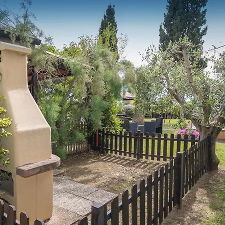 Podere Isabella San Vincenzo Exterior photo