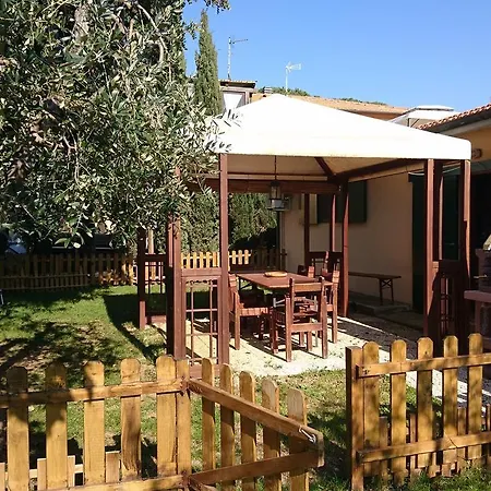 Podere Isabella San Vincenzo Exterior photo